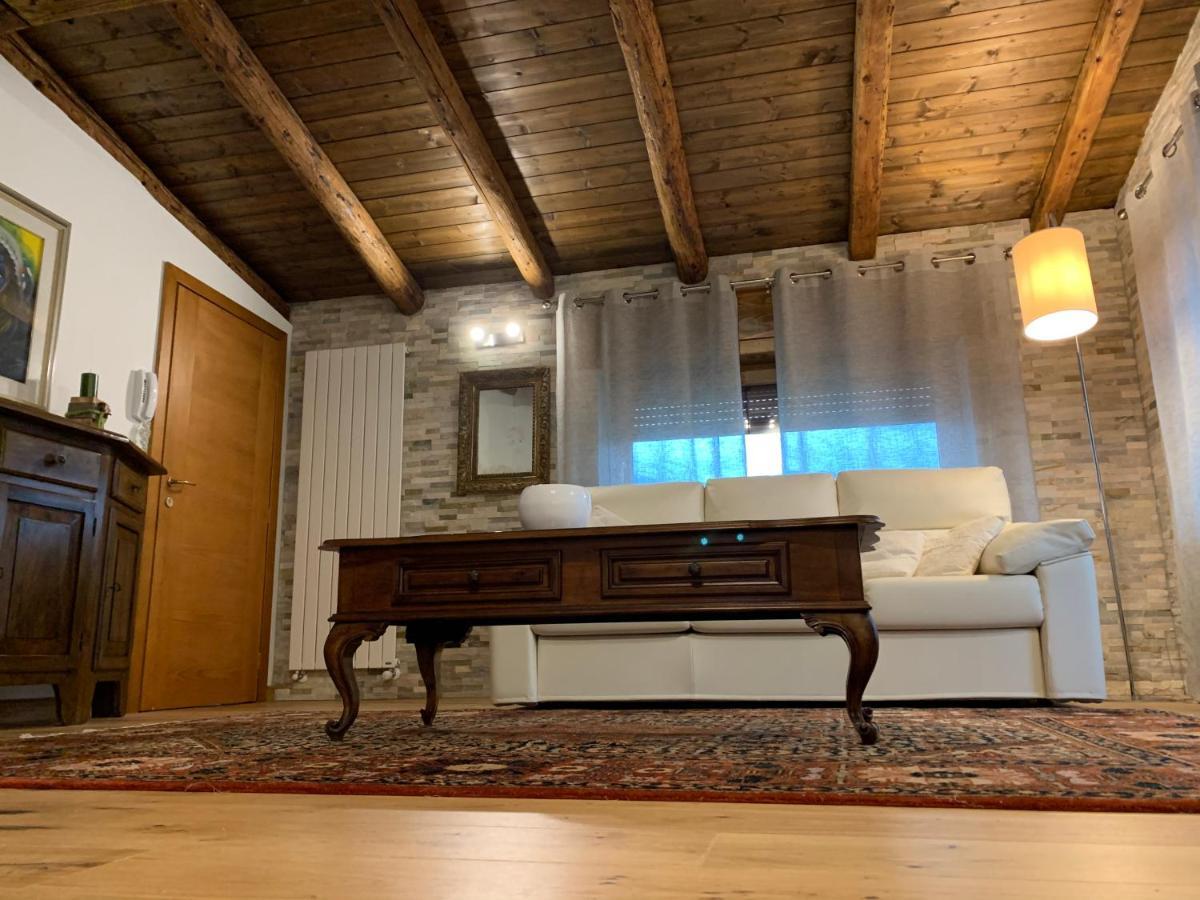 Апарт отель Mansarda La Soffitta Домедже-ди-Кадоре Экстерьер фото