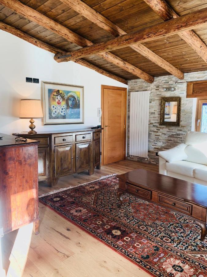 Апарт отель Mansarda La Soffitta Домедже-ди-Кадоре Экстерьер фото